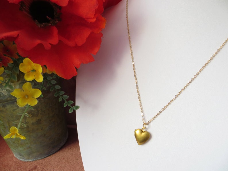 Delicate Heart Necklace Heart Locket Necklace Small Gold Heart Locket 14kt Gold Filled Tiny Locket Pendant Heart Necklace