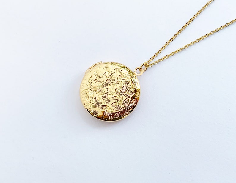 Gold Round Locket Floral Design Everyday Necklace Delicate Etsy UK