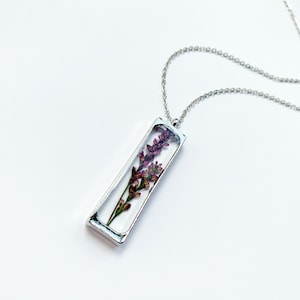 Collier fleurs pressées, pendentif lavande séchée en acier inoxydable, bijoux fleurs stabilisées