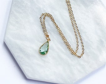 Peridot Teardrop Necklace Pendant, August Birthstone Necklace, Simple Pear Pendant, Light Green Crystal