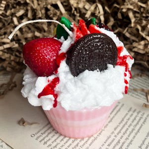 DESSERT CUPCAKE Candle / Cake Candle / Unique Candle Gift / Food Candle / Birthday Gift / Fruit Candle