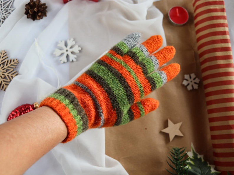 Coraline gloves Inspired Non-Itchy Hand Knit – Soft Wool, Handmade Gift for Her, Teen Daughter birthday, Christmas gift image 6