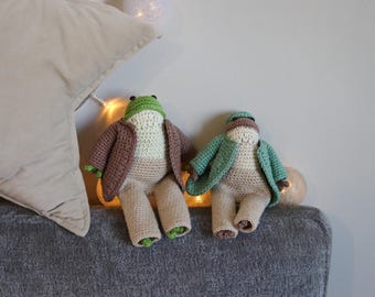 Frog and toad friends doll stuffed animals, green frog gifts, frog plushie posing brown crochet toad green book lovers toddler gift
