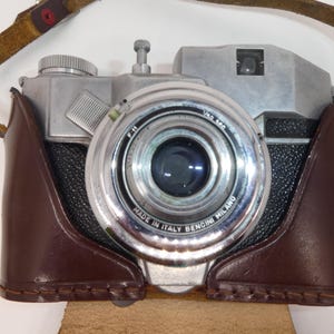 Vintage Bencini Koroll camera, 120mm analogue camera, made in Italy, perfect for collectors and photography enthusiasts