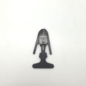 Pipe oven cleaning tool, adaptable, adjustable, smoker accessory, effective cleaning, easy to use, practical and resistant