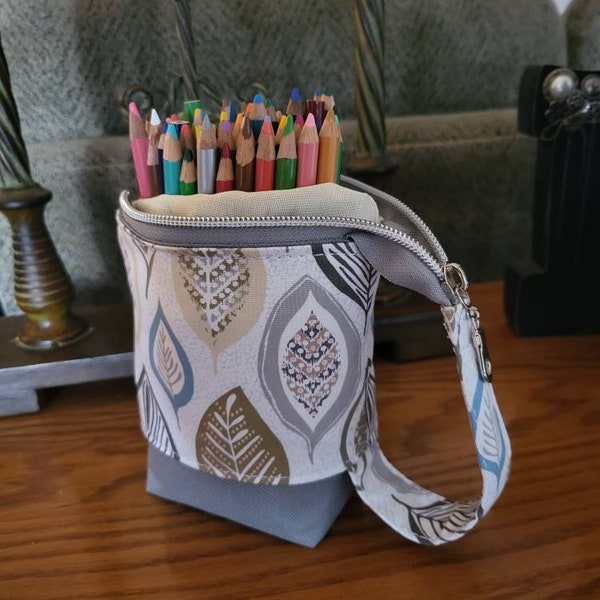Standing, Stand Up Pouch, Sliding Pencil Pouch, Marker Bag, Backpack Pouch, Gray Leaves