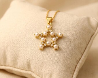 18K Gold Star Pearl Pendant Necklace: Celestial CZ Jewelry