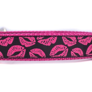 Valentine Kisses Dog Collar - 1 inch wide - buckle or martingale - valentine&#39;s day dog collar - love dog collar - spring dog collar - doggo