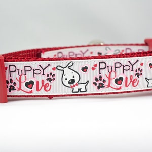 Puppy Love Dog Collar - 1 inch wide - buckle or martingale collar - valentines day dog collar - hearts dog collar - valentine collar - red
