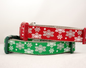 Red or Green Flashy Flakes Dog Collar - 1 inch wide - buckle or martingale - Christmas winter snowflake