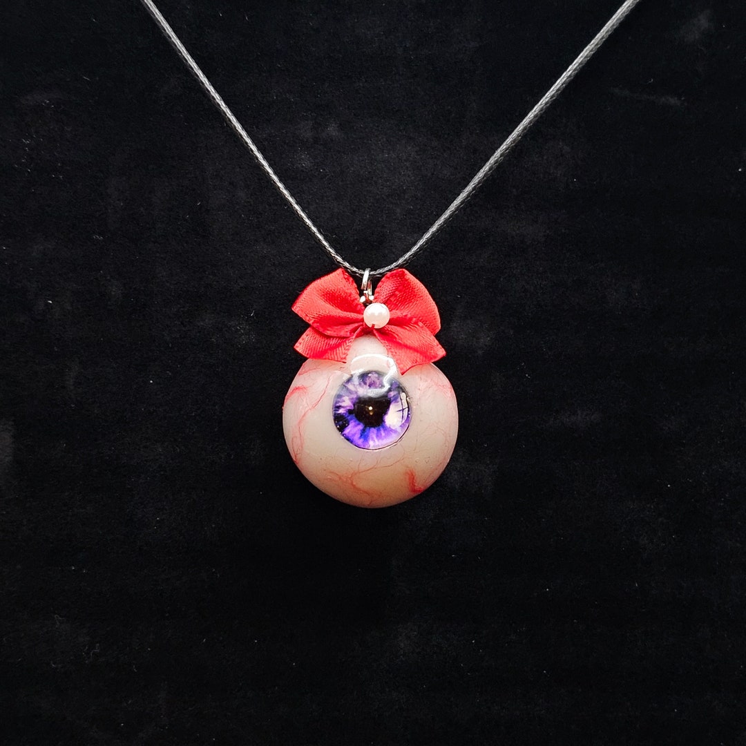 Creepy Cute Realistic Eyeball Necklace, Halloween Jewelry, Oddities