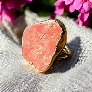 Raw Rhodochrosite Statement Ring,Gold Color Adjustable Ring,Pink Gemstone Chunky Ring,Boho Natural Stone Jewelry