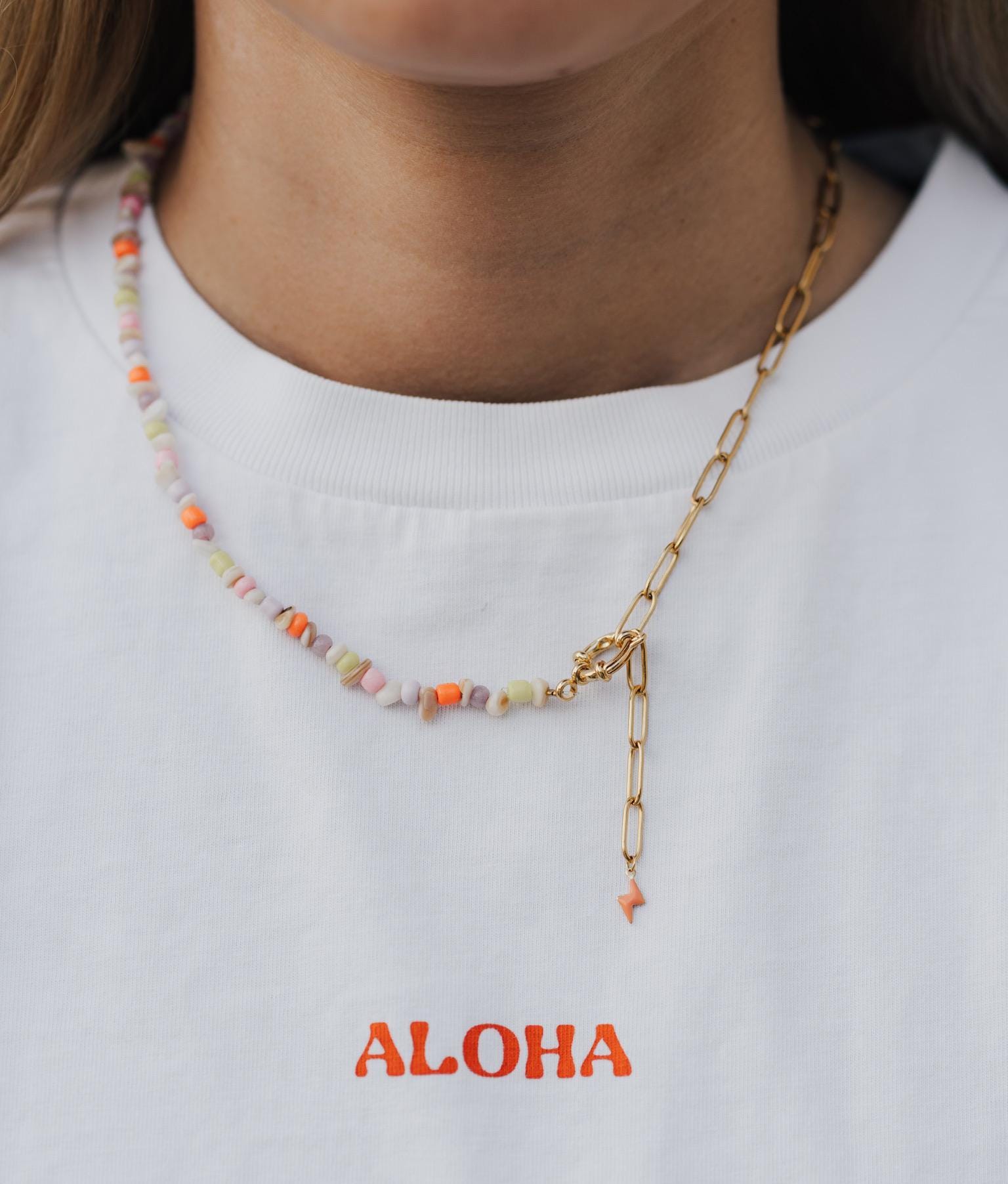 Colorful pearl necklace with gold chain & lightning pendant – Handmade statement necklace