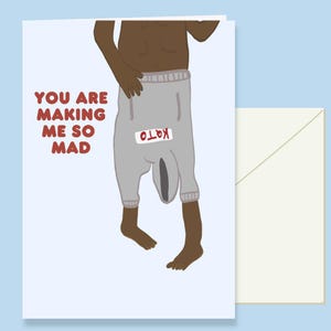 Può includere: Un set di tre tazze in ceramica con finitura opaca e macchiettata. Le tazze sono nei toni del crema, grigio chiaro e grigio scuro. Ogni tazza ha un design semplice e minimalista e un manico arrotondato.