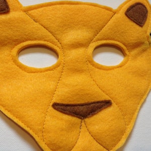 Child's Felt Lioness Mask, lioness costume, lion cub, halloween costume, school play image 5