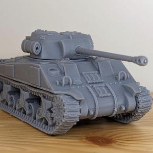 28 mm 2.Weltkrieg Kunstharz-Sherman Firefly VC mit QF 17-Pfünder (USA, WW2