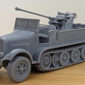 15mm, 28mm or 32mm World War 2- Resin Printed Half-track Sd.Kfz.6/2 - 3.7cm Flak 36 Auf 5t Zugkraftwagen + Crewmen (Germany, WW2)