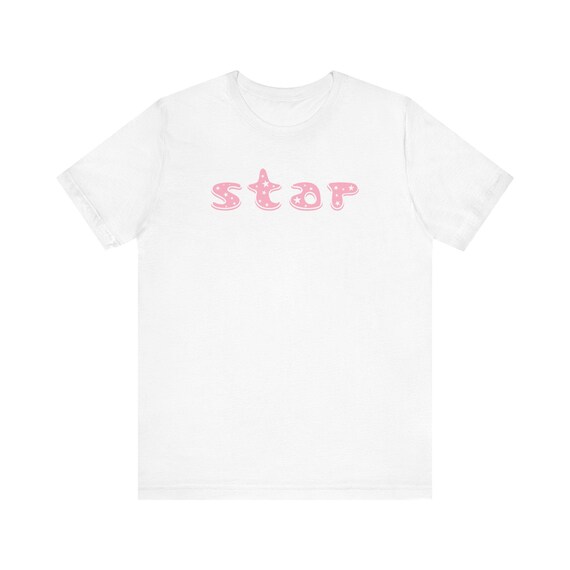 ピンクの星柄Tシャツ：ユニセックスのおしゃれなグラフィックTシャツ