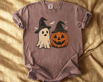 Koszula Spooky Ghost Halloween Comfort Colors, koszulka z motywem dyni w stylu preppy floral, koszulka z motywem upiornego sezonu, koszulka Ghost Aesthetic Tee z kwiatowym patchworkiem