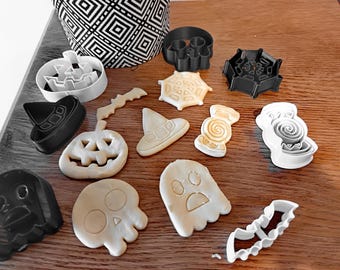 Kit Halloween 4 Emporte-pièces Citrouille + 3 Pochoirs - Pour Décorer Biscuits Et Boissons Chaudes (fantôme, Chauve-souris, Feuille)