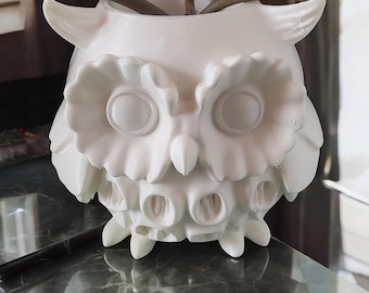 Flowerpot or vase in owl shape, 3D printing