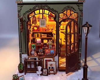 Quaint Gallery Bookstore-Fully Assembled