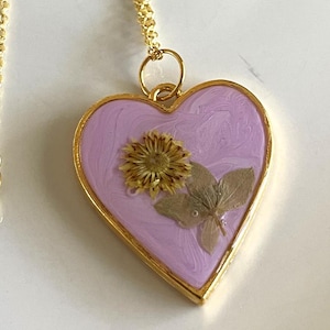 Heart Pendant Necklace Dried Flowers Resin Finish