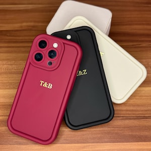 Gepersonaliseerde siliconen hoesje voor iPhone 12 13 14 15 16 | Initialen gegraveerd telefoonhoesje | Gegraveerd hoesje met aangepast monogram | Stijlvol cadeau voor hem/haar