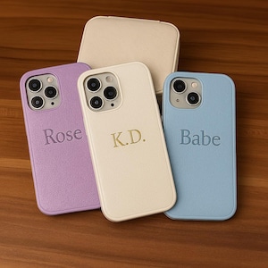 Op maat gemaakt generfd leren iPhone-hoesje | Telefoonhoesje met gegraveerd monogram | Gepersonaliseerde iPhone 14 15 16-hoesje | Uniek cadeau voor hem en haar