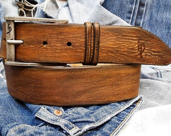 Artisan Leather, Buckle Belt, Men's Design, Fashion Leather, Brown Belt, Men's Belt, Vintage Style Accessories, Men's Apparel, Western Style