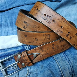 Men's Brown Leather, Men's Leather Belts, Belt Buckle, Leather Accessories, Brown Leather Belt, Western Style, Design Leather, Men's Fashion