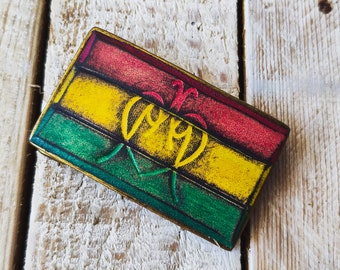 Handmade Reggae Lion Belt Buckle - A Unique and Stylish Accessory for Reggae Lovers and Rastafarians