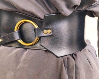 ワンピース yilon WAIST BELT ASYMMETRY OP Wide Waist Chain Belt with Snap Closure, Black Onyx | ELOQUII