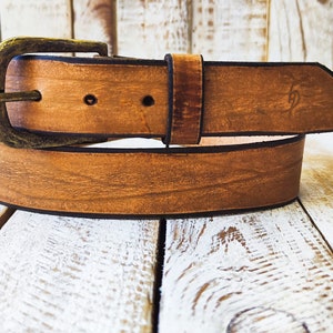 Western Cowboy Light Brown Leather Belt - Full Grain Handcrafted and Perfect for Jeans