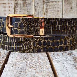Black Leather Belt, Gold Wash and gold Buckle, Elegant Everyday Accessor. Adjustable belt the perfect gift