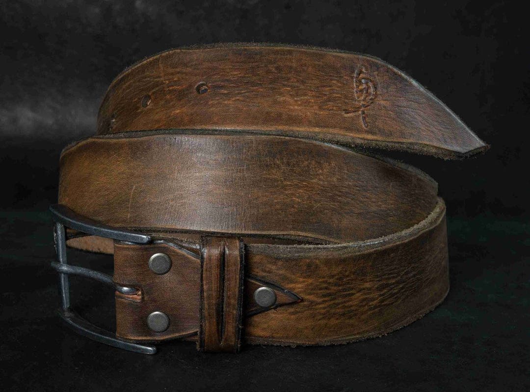 Vintage Leather Western Belt (xs/s)