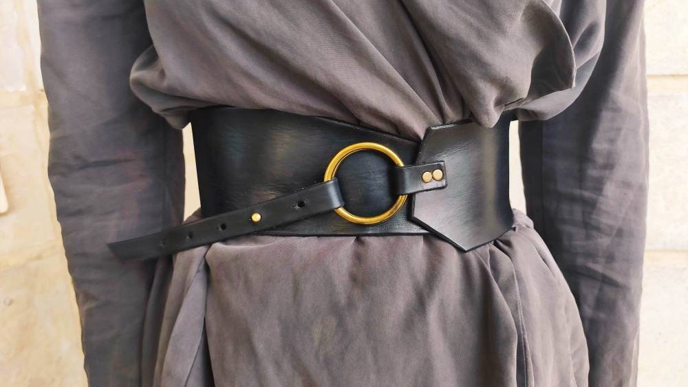 Lucky Brand Women's Leather Bold Fashion Statement Belts