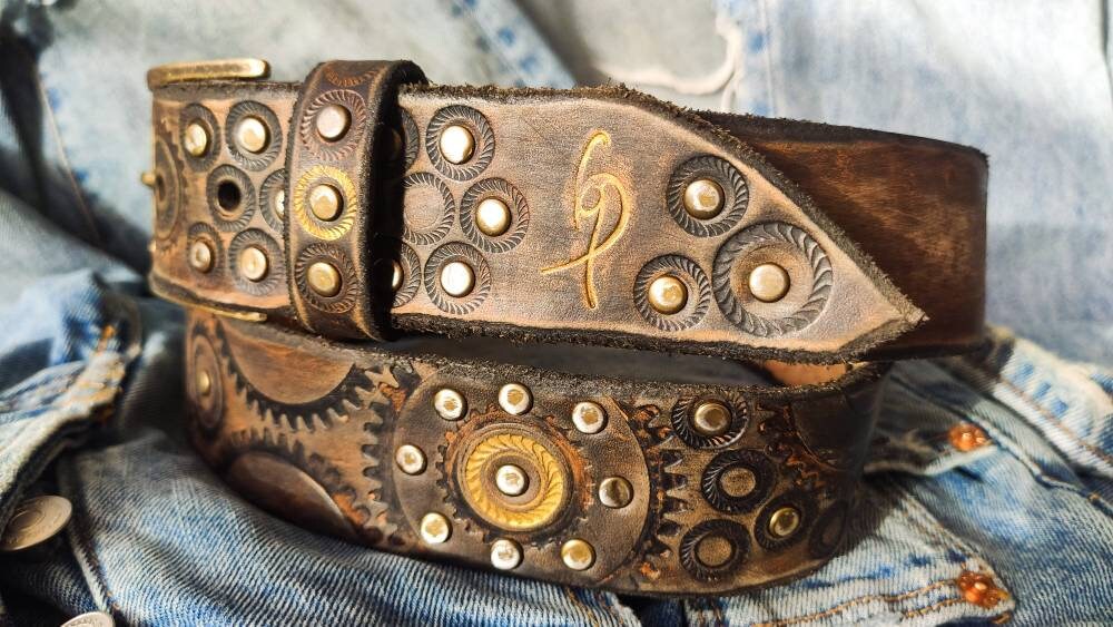 Handmade Leather Belt - Steampunk Style With Gears - 4.2 Cm