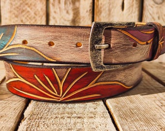Women leather belt with floral carvings rustic boho style, handmade jewelry accessory