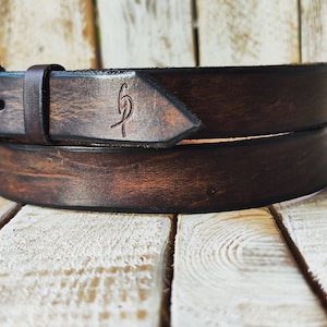 Brauner Leder Gürtel mit Bronze Schnalle - Klassisch Lässig Alltagstauglich - Ideal zur Jeans