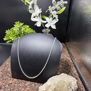 Beautiful Womens 24&quot; sterling chain Link necklace. Great Gift