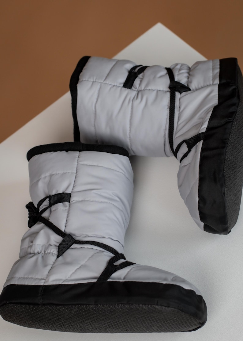 dance warm up boots
ballet booties
dance slippers warm
rehearsal shoes
studio warm shoes
dancer booties
ballet warm shoes
cozy dance shoes
insulated slippers
fleece dance shoes
warm studio shoes
quilted booties
dance footwear
ballet accessories
warm rehearsal shoes
indoor dance shoes
dancer gift shoes
soft dance slippers
winter dance shoes
studio booties