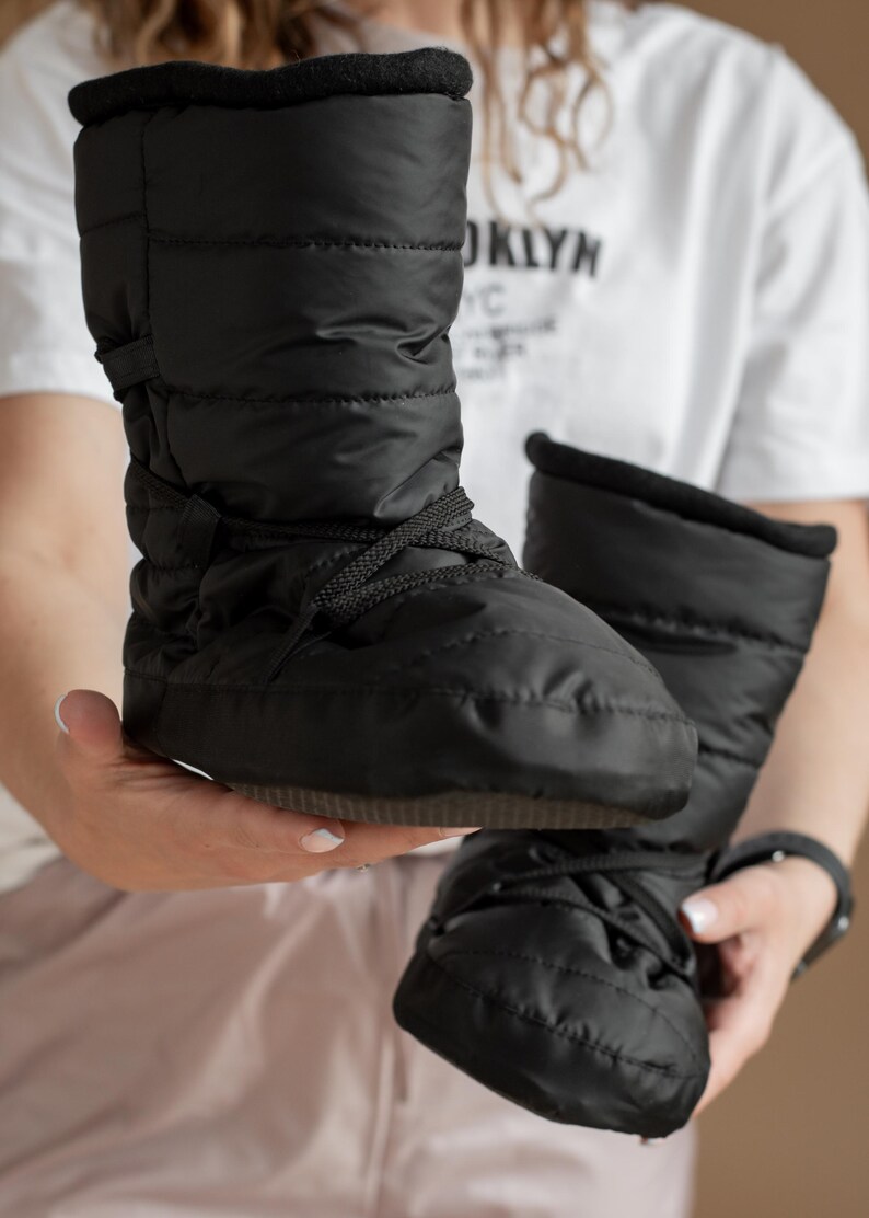 dance warm up boots
ballet booties
dance slippers warm
rehearsal shoes
studio warm shoes
dancer booties
ballet warm shoes
cozy dance shoes
insulated slippers
fleece dance shoes
warm studio shoes
quilted booties
dance footwear
ballet accessories
warm rehearsal shoes
indoor dance shoes
dancer gift shoes
soft dance slippers
winter dance shoes
studio booties