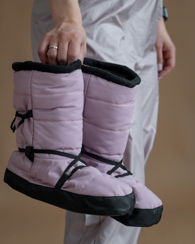 dance warm up boots
ballet booties
dance slippers warm
rehearsal shoes
studio warm shoes
dancer booties
ballet warm shoes
cozy dance shoes
insulated slippers
fleece dance shoes
warm studio shoes
quilted booties
dance footwear
ballet accessories
warm rehearsal shoes
indoor dance shoes
dancer gift shoes
soft dance slippers
winter dance shoes
studio booties