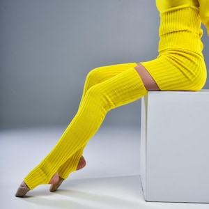 Calentadores de piernas de acrílico tejido para mujer, calcetines de calentamiento para danza, ballet o yoga, con largo y color personalizables, cómodos y elásticos.