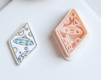 UFO Clay Cutter: Alien Spaceship Polymer Clay Mold - 35mm/40mm