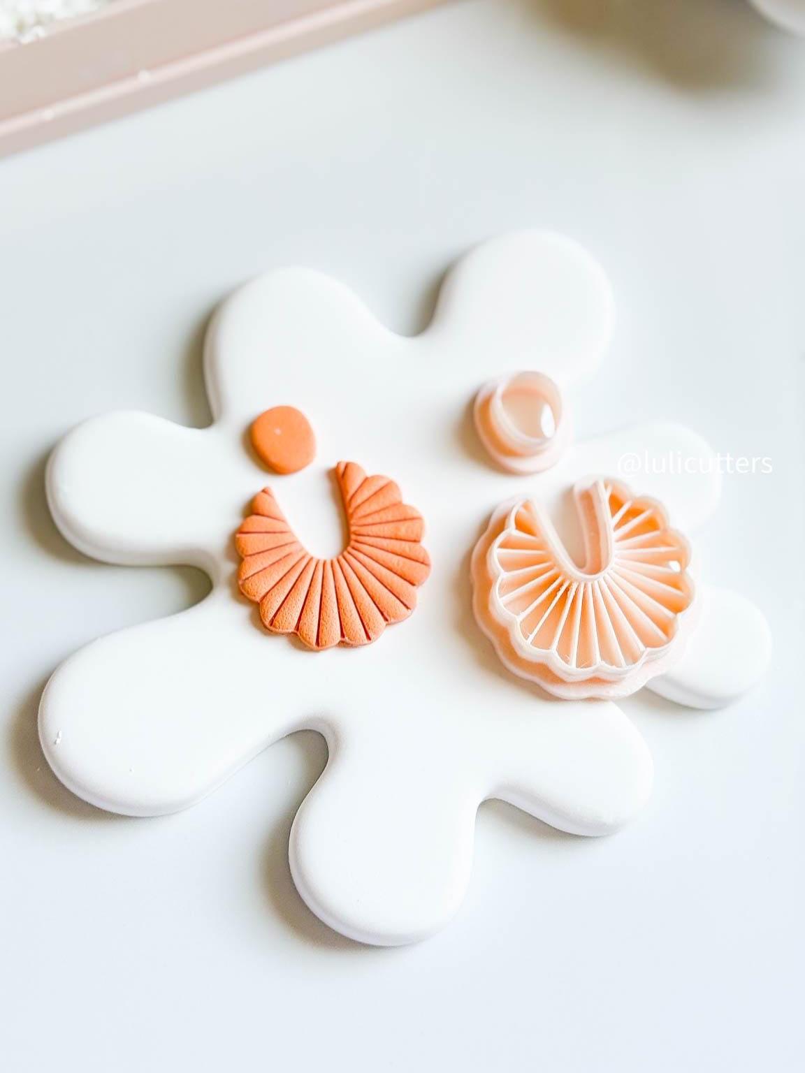 Fan As Ruffles Ruffle Fan Clay Cutter Set 2-piece Earring Cutter With Radiating ...
