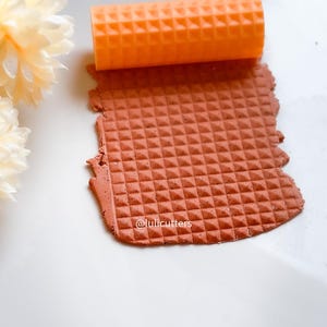 Pyramiden Texture Roller: Geometrisches Ton-Werkzeug