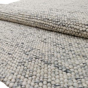 Chunky Wool Rug 8x10ft: Handwoven Grey Pebble Loop Carpet