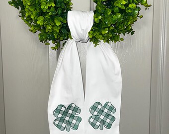 Gingham Shamrock Wreath Sash